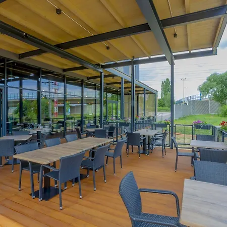 & Restaurant Barca 3* Kosice